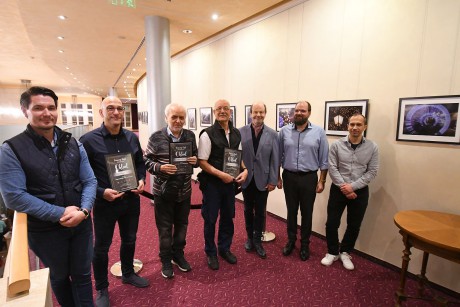 “Karácsonyi fények” – kiállítás is nyílt az adventi fotópályázat képeiből